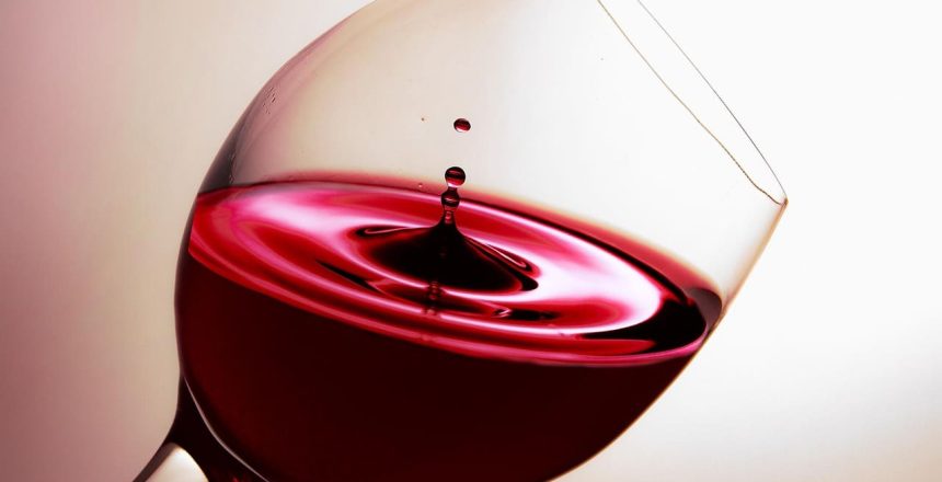 glass-3077869_1280 (1) glass-3077869_1280 (1)